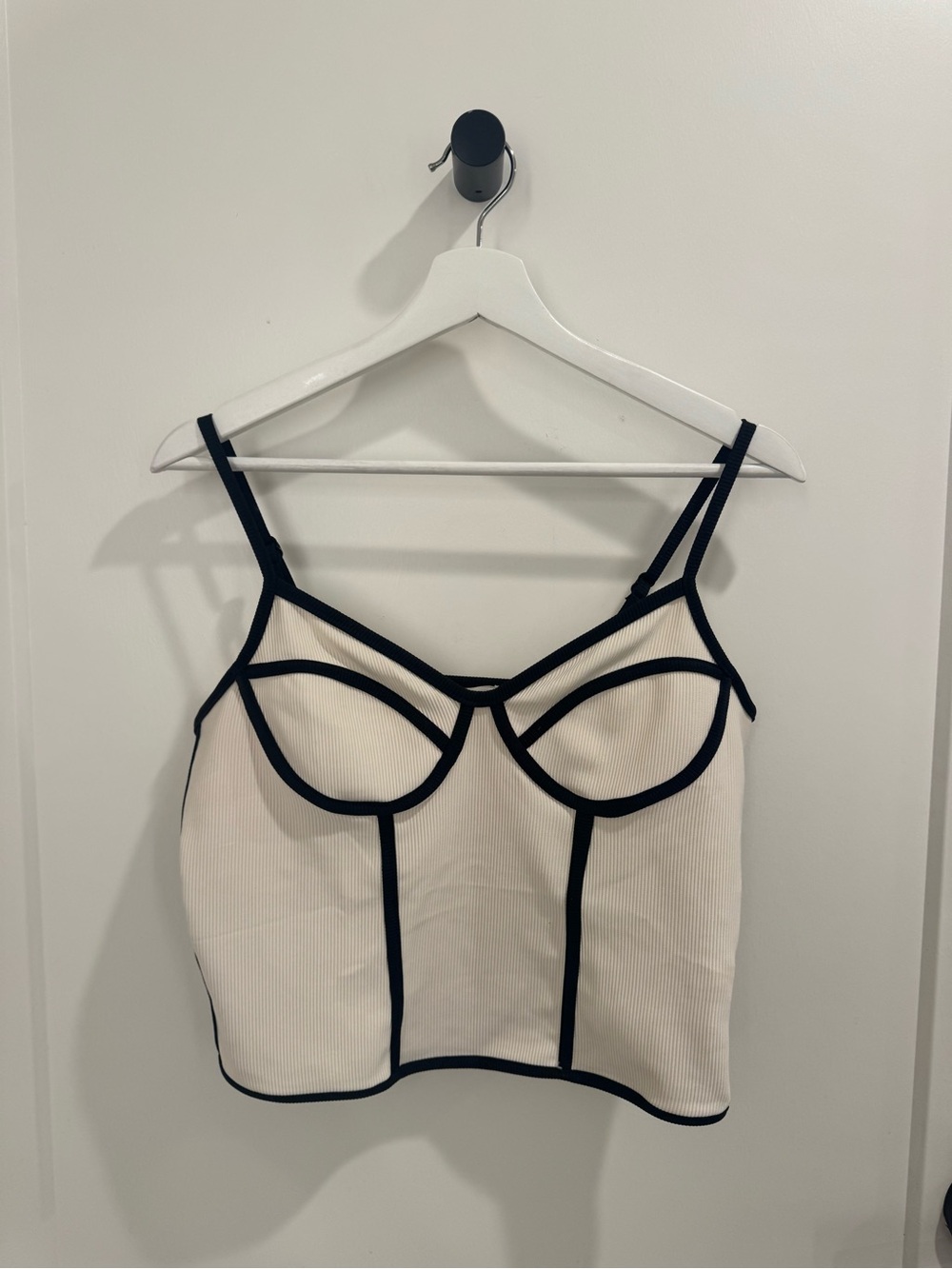 Contrast Trim Ivory Tank Top with Black Piping